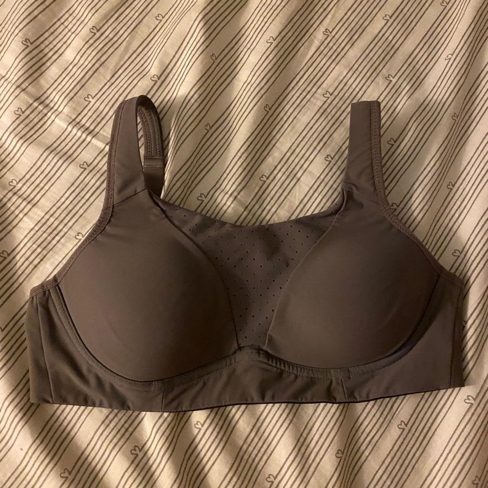 Lululemon Runtime Bra size 34c